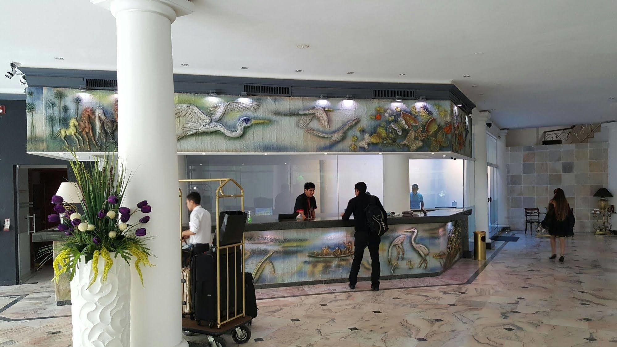 Hotel Senses Centro Santa Cruz de La Sierra Exterior photo